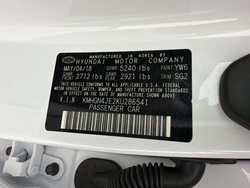 Used 2019 Genesis G80 3.8 RWD image 26