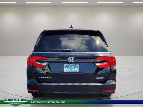 Used 2024 Honda Odyssey Touring image 5