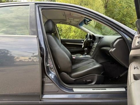 Used 2012 INFINITI G37 x w/ Premium Pkg image 26