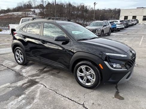 Used 2022 Hyundai Kona SEL image 7