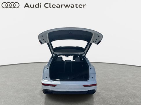 Used 2025 Audi Q5 2.0T Premium image 9