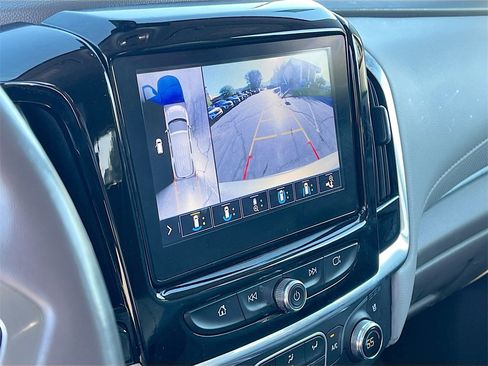 Used 2020 Chevrolet Traverse Premier image 14