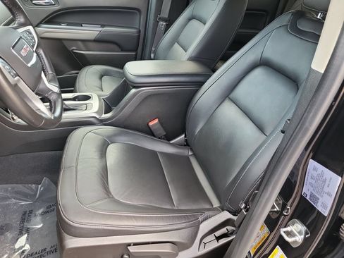 Used 2022 GMC Canyon Elevation w/ Elevation Premium Package AWD/4WD image 13