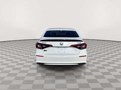 Used 2023 Honda Civic Touring image 7