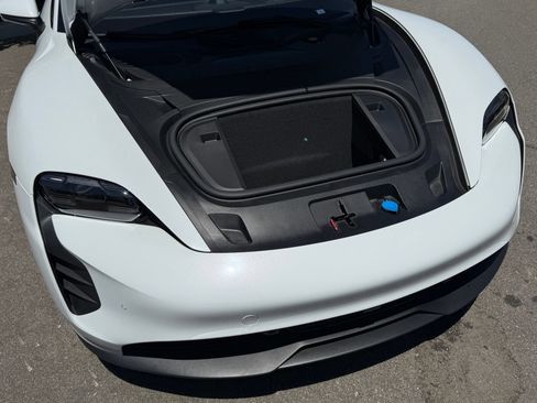 Certified 2023 Porsche Taycan GTS AWD/4WD image 32