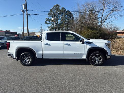 New 2026 GMC Sierra 1500 SLT w/ SLT Convenience Package image 6