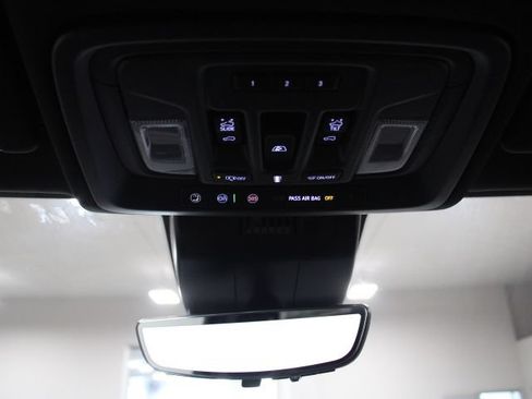 New 2026 GMC Sierra 2500 AT4 w/ Technology Package AWD/4WD image 44