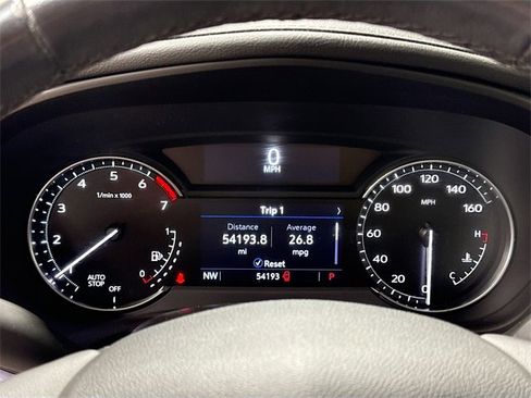 Used 2023 Cadillac XT4 Luxury w/ Cold Weather Package image 14