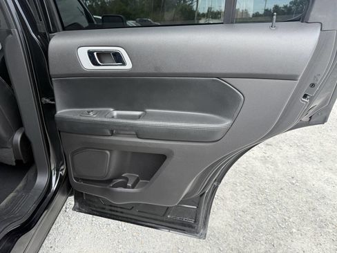 Used 2014 Ford Explorer Sport w/ Equipment Group 401A AWD/4WD image 18