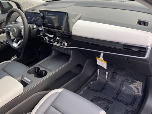 New 2026 Honda Prologue Touring image 11