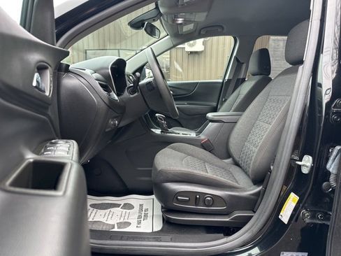 Used 2022 Chevrolet Equinox LT image 11