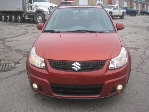 Used 2012 Suzuki SX4 Premium AWD/4WD image 2