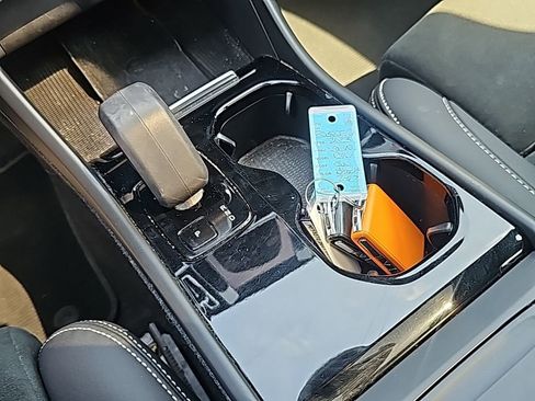 Used 2023 Volvo C40 P8 Recharge Plus image 6