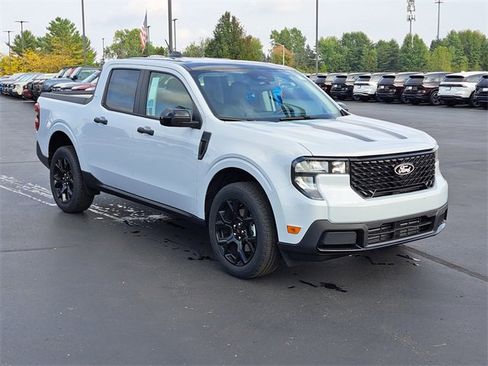 New 2025 Ford Maverick XLT w/ XLT Luxury Package image 26