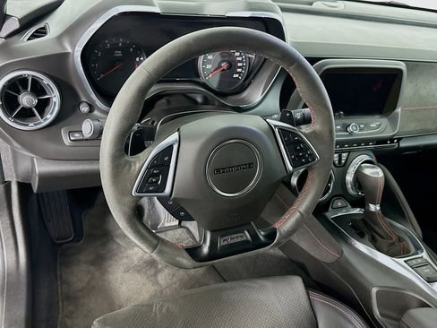 Used 2017 Chevrolet Camaro ZL1 image 18