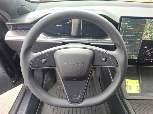 Used 2022 Tesla Model S Plaid image 19