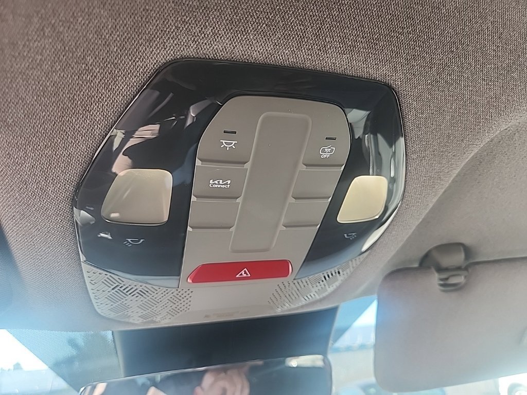 Used 2024 Kia EV9 Light Long Range RWD image 24