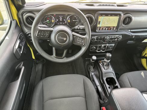 Used 2023 Jeep Wrangler Unlimited w/ 8.4" Radio Group AWD/4WD image 12