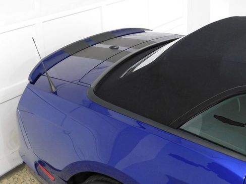 Used 2013 Ford Mustang GT Premium w/ Electronics Pkg RWD image 17