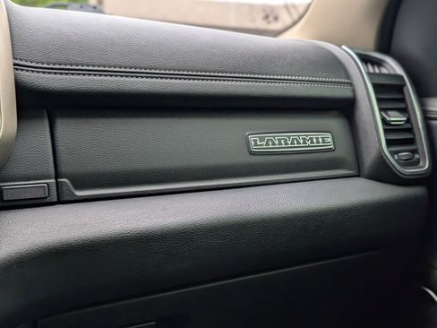 Used 2019 RAM 1500 Laramie image 16