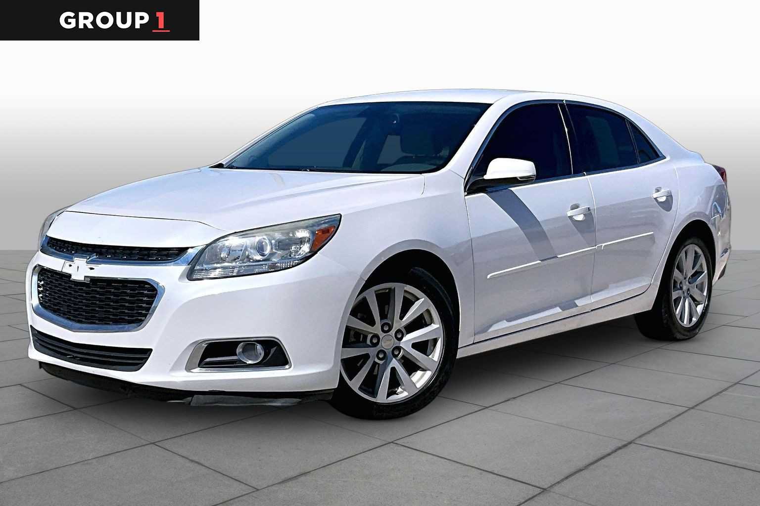 Used 2015 Chevrolet Malibu LT w/ Leather Package FWD image 1