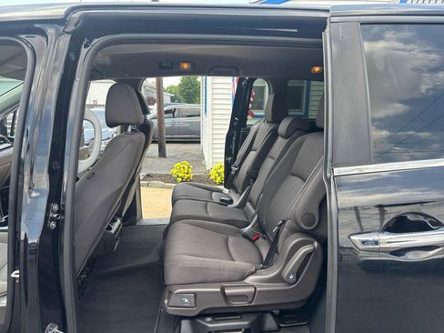 Used 2020 Honda Odyssey EX image 13