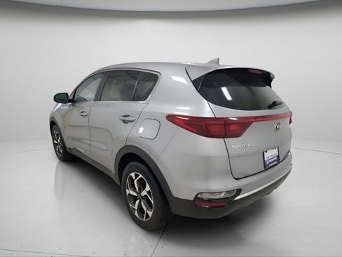 Used 2022 Kia Sportage LX FWD image 9