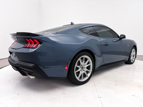 Used 2024 Ford Mustang GT Premium image 19