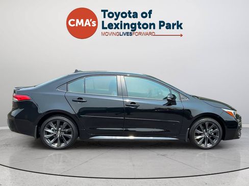 Used 2026 Toyota Corolla SE FWD image 6