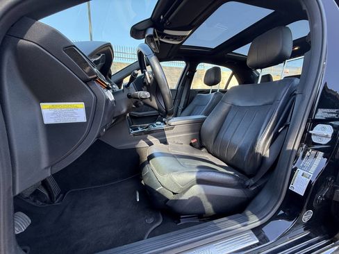 Used 2010 Mercedes-Benz E 550 E 550 Sport 4dr Sedan image 11