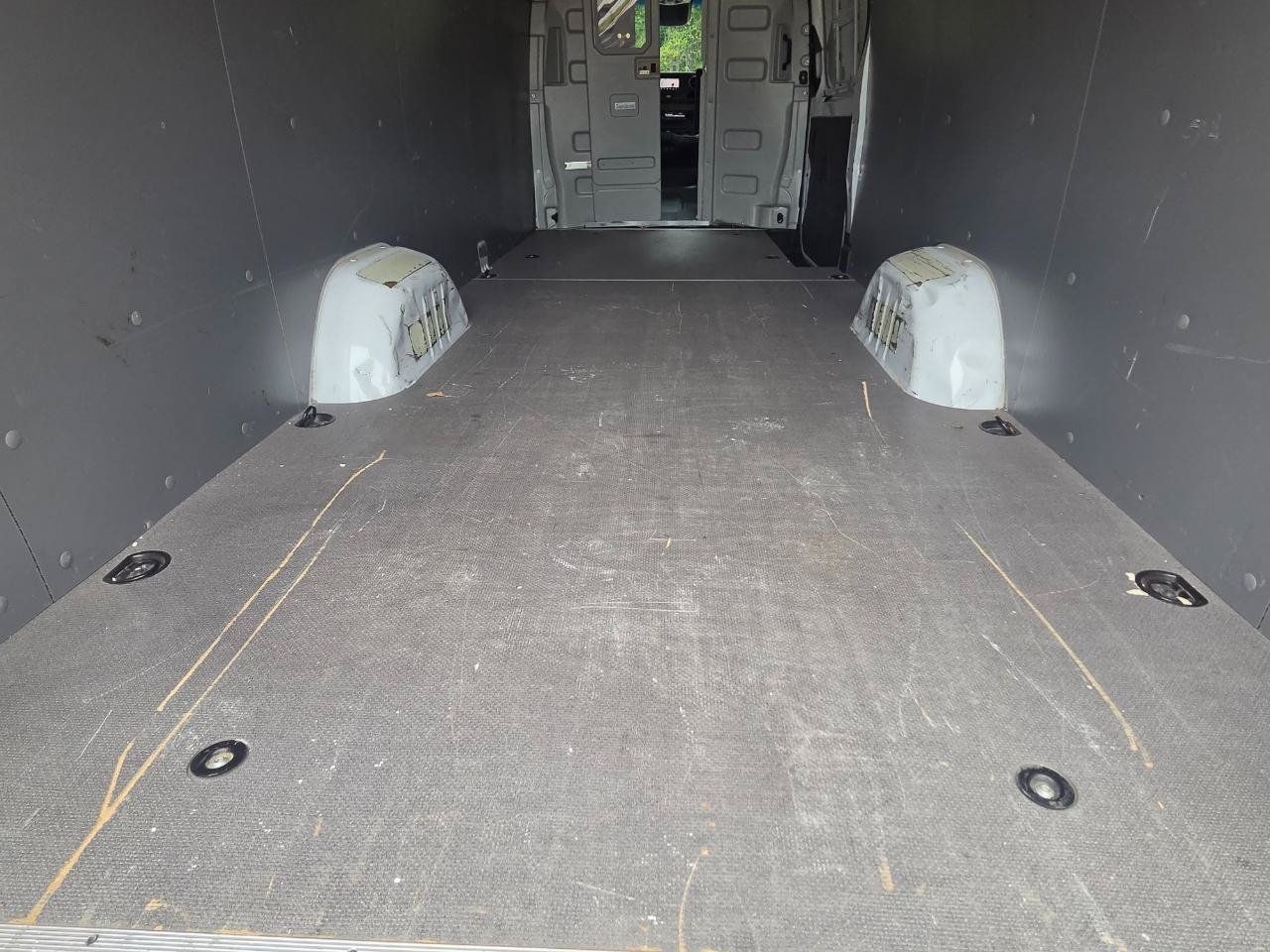 Used 2020 Mercedes-Benz Sprinter 2500 w/ Driver Convenience Package image 39