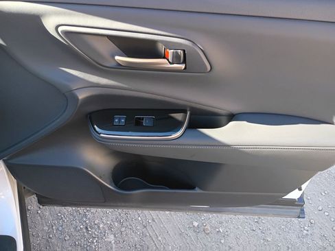 Used 2024 Toyota Crown Platinum image 14