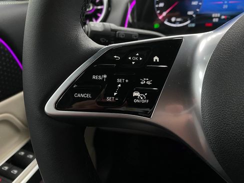 New 2026 Mercedes-Benz GLB 250 4MATIC image 16