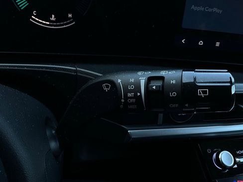 Used 2025 Hyundai Santa Fe SEL image 38