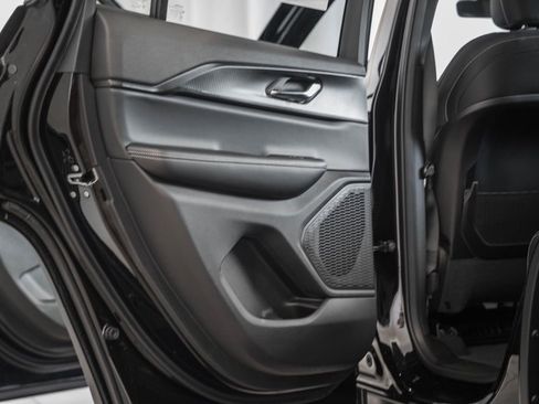 New 2025 Jeep Grand Cherokee Laredo X image 34