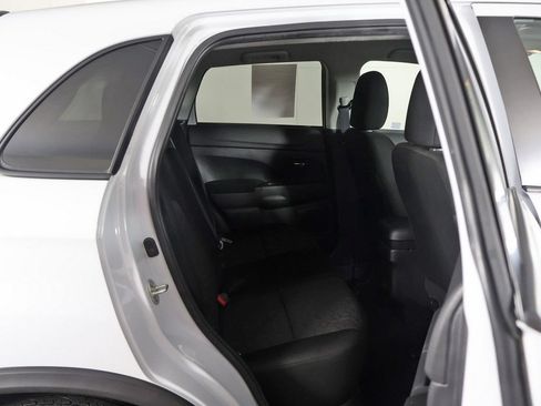 Used 2023 Mitsubishi Outlander Sport AWD image 28