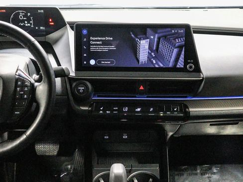 Certified 2026 Toyota Prius XLE FWD image 15