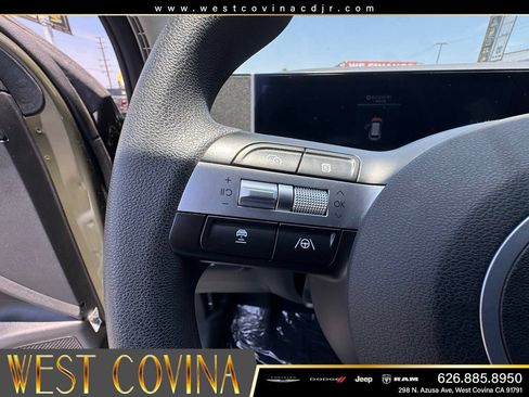 Used 2025 Hyundai Tucson SEL FWD image 19