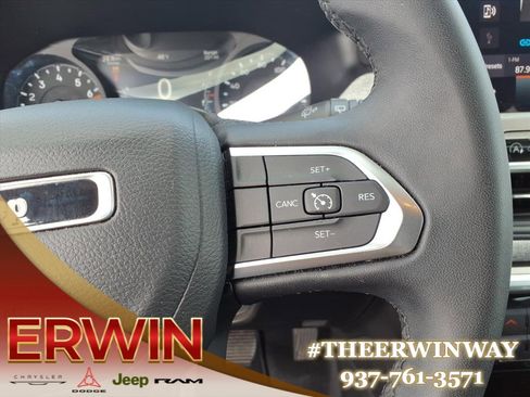 Certified 2024 Jeep Compass Latitude image 19