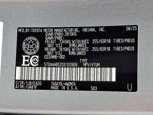 Used 2025 Toyota Grand Highlander AWD image 28