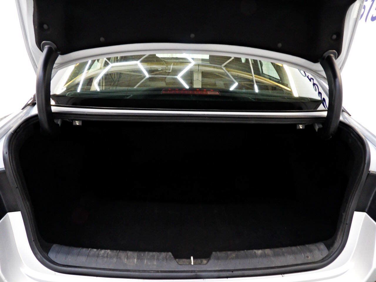 Used 2019 Kia Optima LX FWD image 8