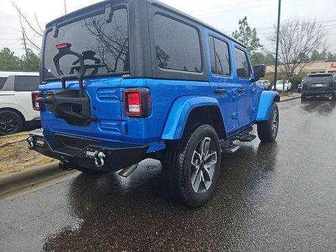 Used 2024 Jeep Wrangler Unlimited w/ Convenience Group image 9