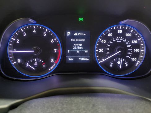 Used 2018 Hyundai Kona SEL AWD/4WD image 18