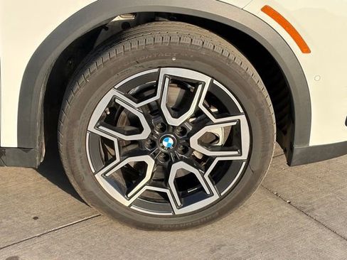 Used 2025 BMW X2 xDrive28i w/ Convenience Package image 8