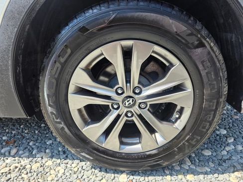 Used 2013 Hyundai Santa Fe Sport w/ Popular Equipment Pkg AWD/4WD image 10