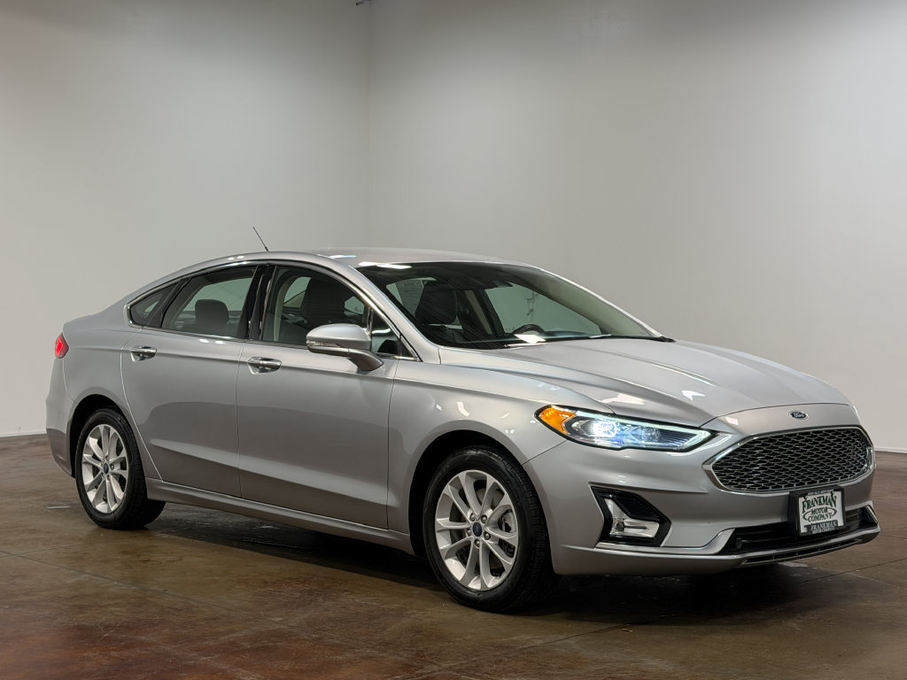 Used 2020 Ford Fusion Energi Titanium FWD image 22