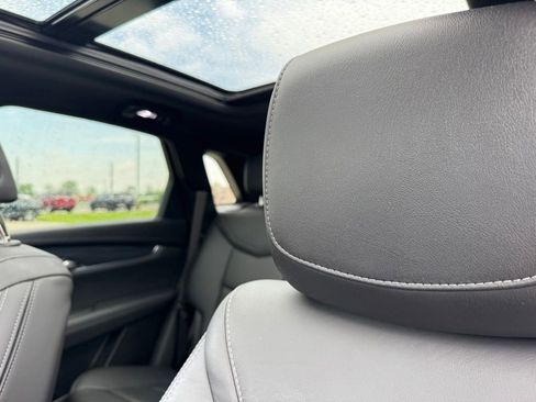 Certified 2023 Cadillac XT5 Premium Luxury FWD image 24