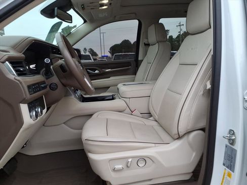 Certified 2023 GMC Yukon Denali image 19