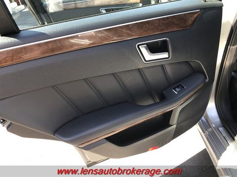 Used 2013 Mercedes-Benz E 350 Sedan image 18