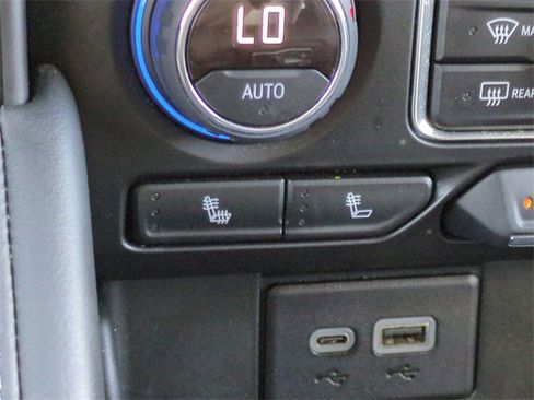 Certified 2024 Chevrolet Tahoe LT image 28